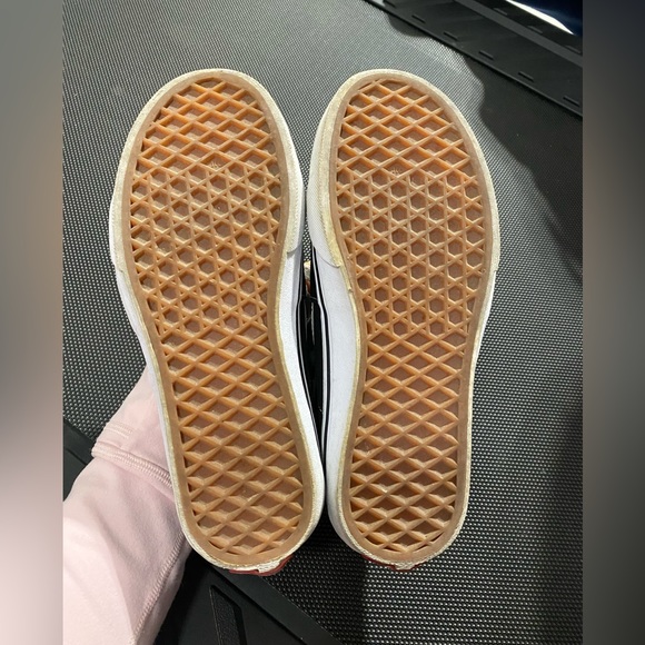 Girls Size 3 Vans High Tops. - Picture 3 of 5